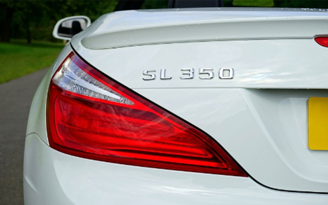 how to replace backup light bulbs