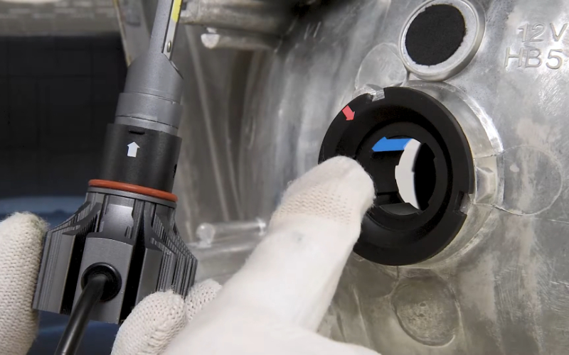 insert the 9007 led headlight bulb