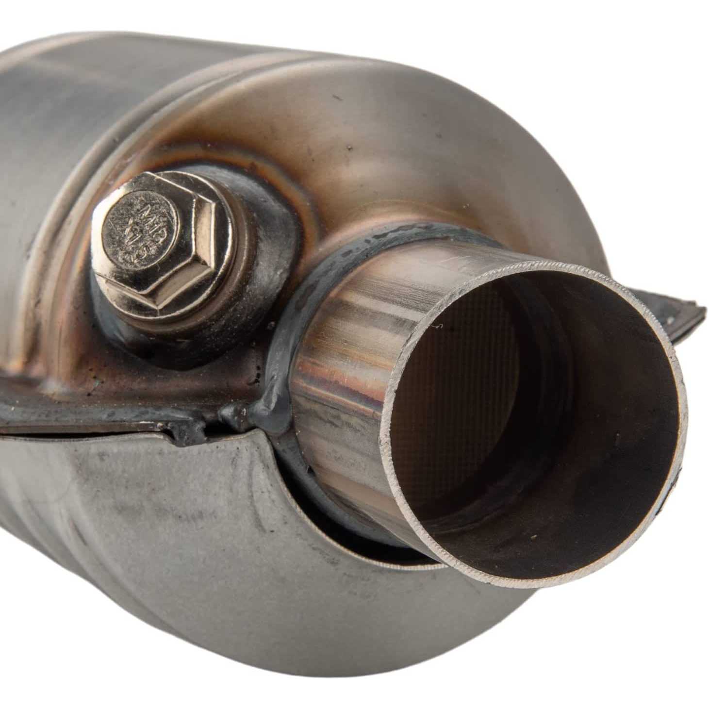 2" Universal Spun Catalytic Converter for 2003 Chevrolet S10 EPA Compliant 7